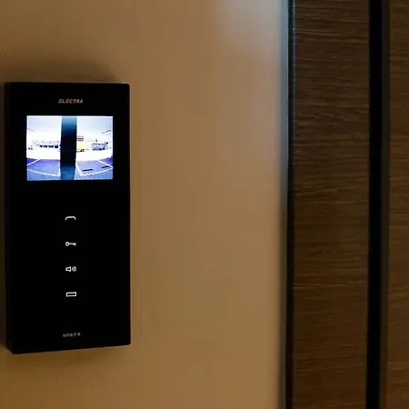 公寓 Luxury Apt. Near River & Parking *