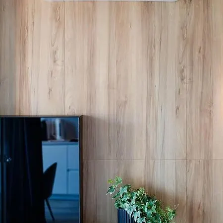 公寓 Luxury Apt. Near River & Parking