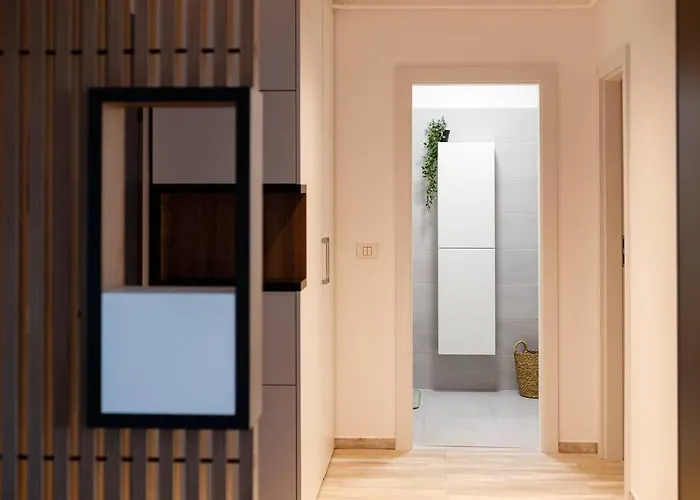 Luxury Apt. Near River & Parking Apartment