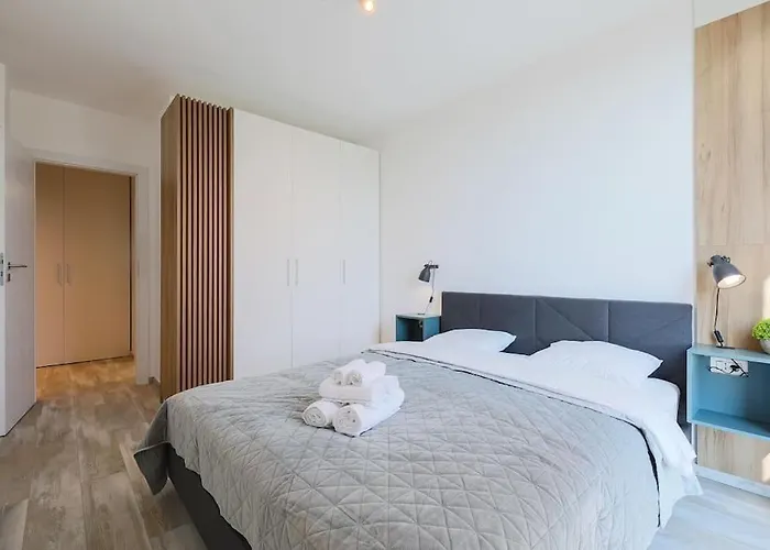 Luxury Apt. Near River & Parking Apartment Timişoara