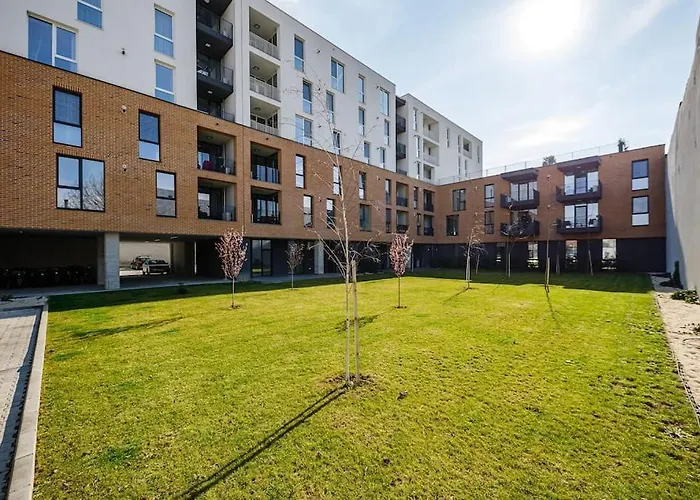 Luxury Apt. Near River & Parking Apartment Timişoara